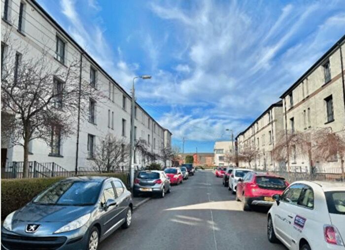 1 Bedroom Flat For Sale In Turnlaw Street, Gorbals, Glasgow, G5