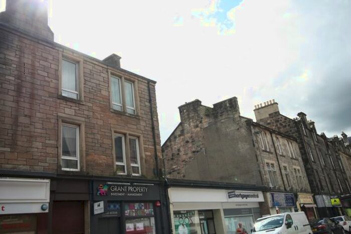 2 Bedroom Flat To Rent In Upper Craigs, Stirling Town, Stirling, FK8