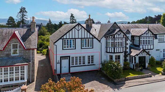 2 Bedroom Flat For Sale In Woodside Avenue, Grantown-On-Spey, PH26