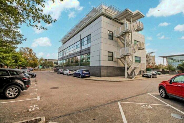 1 Bedroom Apartment To Rent In New Eton House, Bath Road, Slough, Berkshire, SL1