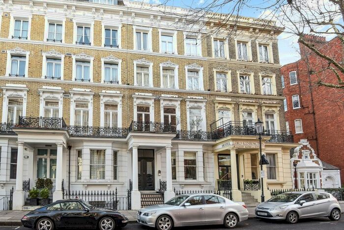 Studio To Rent In Trebovir Road, London, SW5