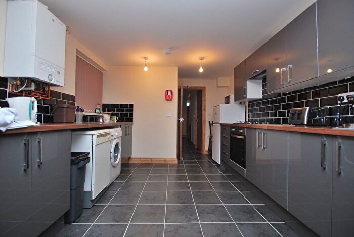 7 Bedroom Terraced House To Rent In Harriet Street, Cathays, CF24