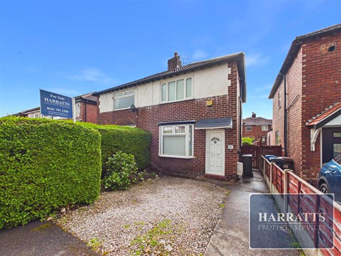 2 Bedroom Semi-Detached House For Sale In Forbes Road, Offerton, Stockport, SK1