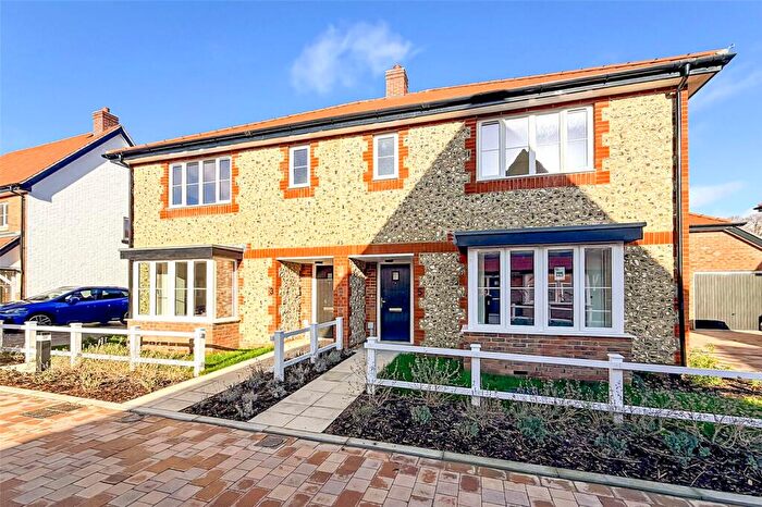 3 Bedroom Semi Detached House For Sale In Eyebright Lane, Angmering, West Sussex, BN16