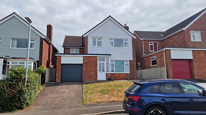 4 Bedroom Detached House To Rent In Ashford Road, Wellington, TA21