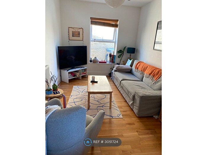 2 Bedroom Flat To Rent In Fortess Road, London, NW5