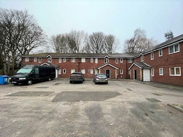 1 Bedroom Apartment For Sale In Sandy Lane, Rochdale, OL11