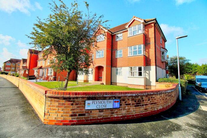 1 Bedroom Apartment To Rent In Plymouth Close, Eastbourne, BN23