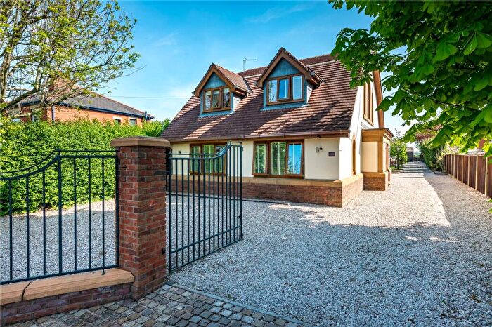 4 Bedroom Detached House For Sale In Rosslyn Avenue, Preesall, Poulton-le-Fylde, Lancashire, FY6