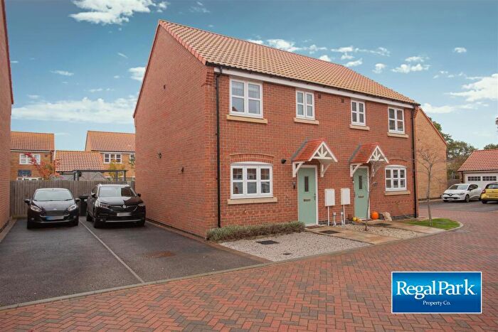 3 Bedroom Semi Detached House For Sale In Bramble Close, Newborough, Peterborough, PE6