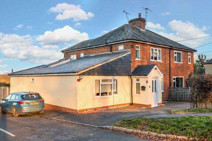 4 Bedroom Semi-Detached House For Sale In High Wycombe, Buckinghamshire, HP14