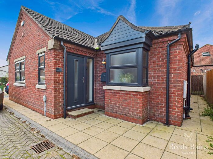 2 Bedroom Bungalow To Rent In Baynard Avenue, Cottingham, East Riding Of Yorkshi, HU16