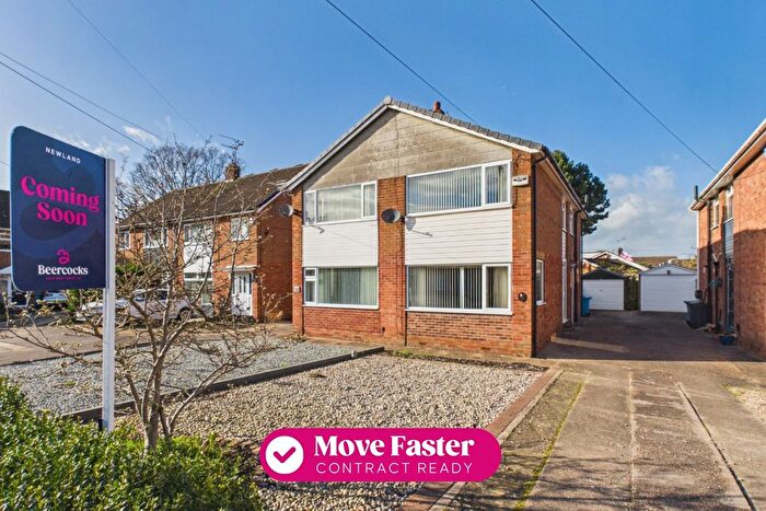 3 Bedroom Semi Detached House For Sale In Tarran Avenue, Hull, East Riding Of Yorkshire, HU6