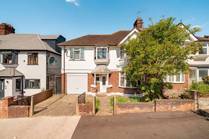 9 Bedroom Semi-Detached House For Sale In Haycroft Gardens, Kensal Rise, NW10