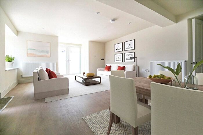 2 Bedroom Apartment For Sale In Apartment, Willow Tree Apartments, Station Road, Yate, Bristol, BS37
