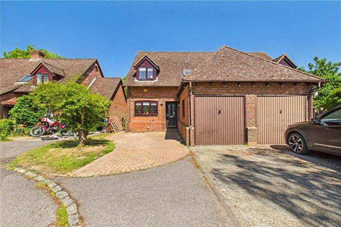 3 Bedroom Semi-Detached House For Sale In Stretton Close, Bradfield Southend, Reading, Berkshire, RG7