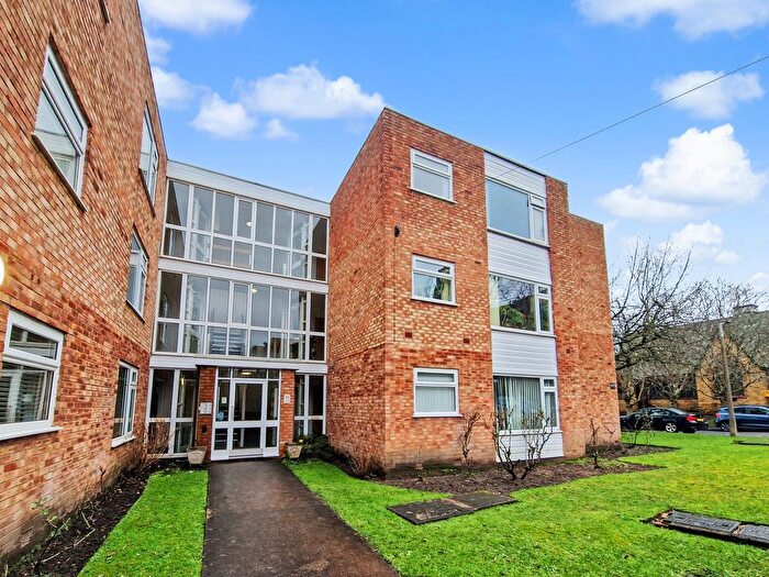 1 Bedroom Property To Rent In Heaton Moor Road, Stockport, SK4