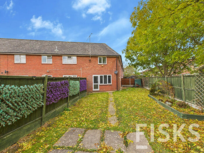 2 Bedroom Terraced House For Sale In Camelot Gardens, Basildon, SS13