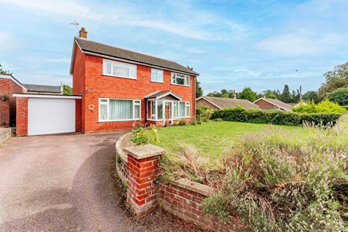 3 Bedroom Detached House For Sale In Hall Lane, Long Stratton, NR15