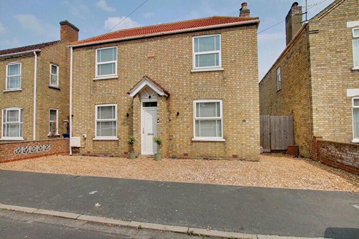 3 Bedroom Detached House For Sale In Kingsley Street, March, PE15