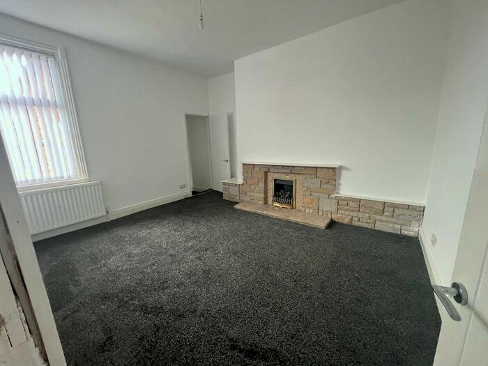 3 Bedroom Flat To Rent In Egerton Road, South Shields, NE34