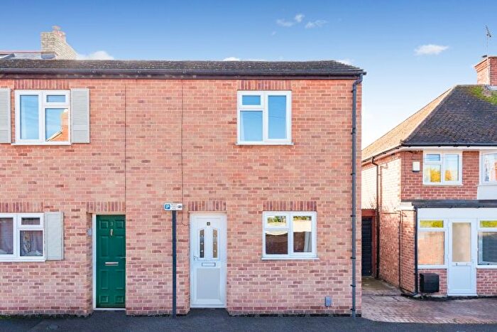 2 Bedroom End Of Terrace House To Rent In Piper Street, Headington, Oxford, OX3