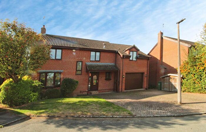5 Bedroom Detached House For Sale In North Wall, Cricklade, SN6