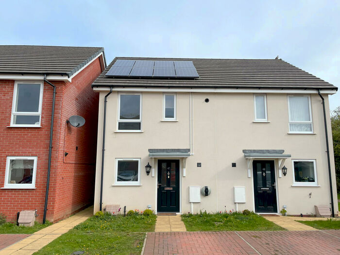 2 Bedroom Semi-Detached House To Rent In Cherry Paddocks, Cherry Willingham, LN3