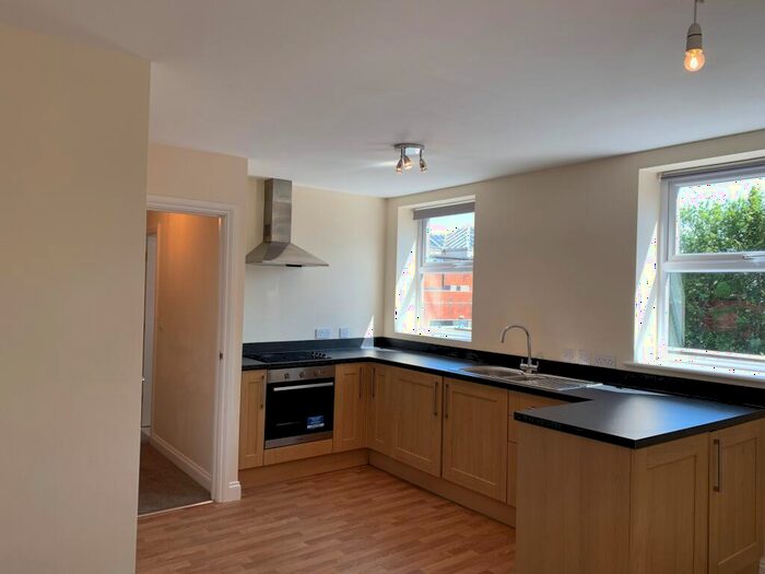 2 Bedroom Flat To Rent In Church Street, Tamworth, B79
