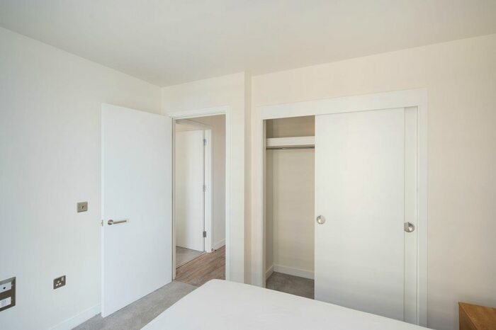 3 Bedroom Flat To Rent In The Kell, Gillingham Gate Road, Gillingham, ME4