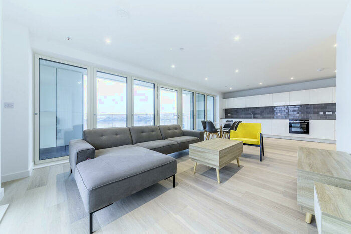 3 Bedroom Apartment To Rent In Carrick House, Royal Crest Avenue, Royal Wharf, London, E16