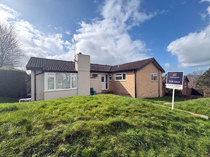 3 Bedroom Detached Bungalow For Sale In Avenue Mezidon-canon, Honiton, EX14