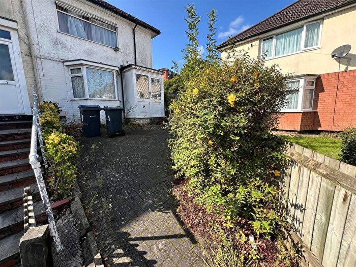 2 Bedroom House To Rent In Janice Grove, Yardley Wood, Birmingham, B14