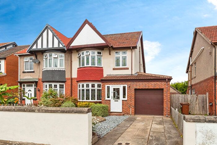 3 Bedroom Semi-Detached House For Sale In Grantham Avenue, Hartlepool, TS26