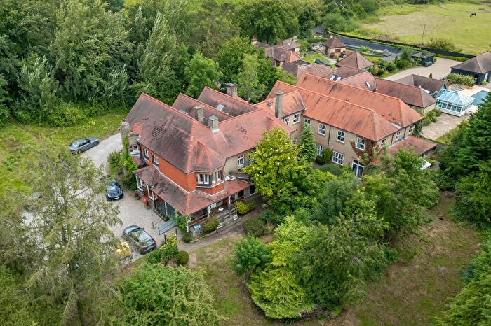 Semi-Detached House For Sale In Coopersale Lane, Theydon Bois, Epping, CM16