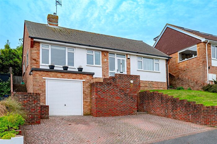3 Bedroom Bungalow For Sale In Lindfield Close, Brighton, East Sussex, BN2