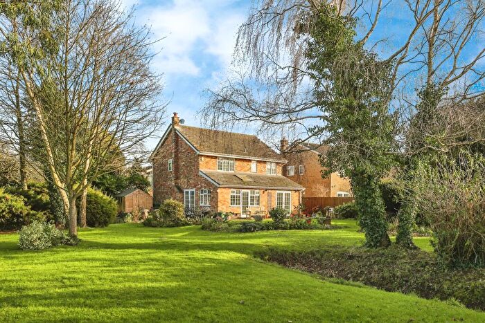 4 Bedroom Detached House For Sale In Chequers Croft, Hilton, Huntingdon, PE28