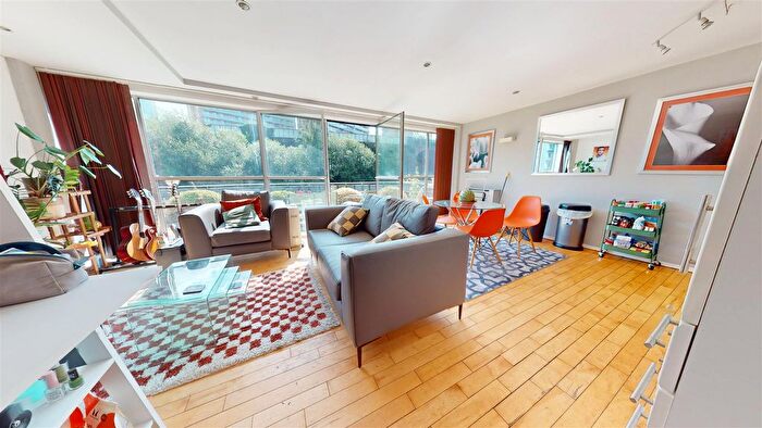 2 Bedroom Flat For Sale In The Mill, South Hall Street, Salford, M5