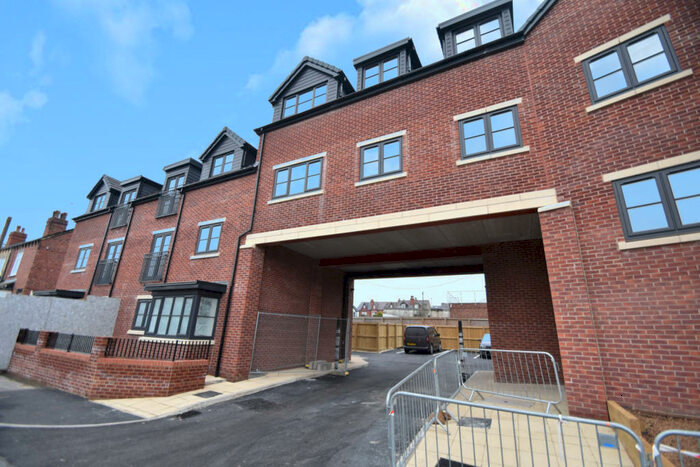 1 Bedroom Apartment To Rent In Beech Grove Avenue, Garforth, LS25