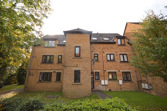 2 Bedroom Flat To Rent In Northwick Avenue, Harrow, HA3
