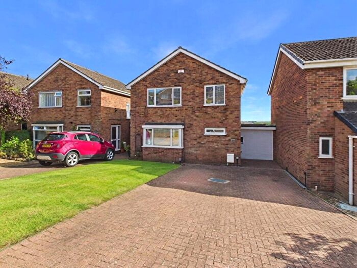 4 Bedroom Link Detached House For Sale In Dowthorpe Hill Earls Barton, Earls Barton, Northampton, Northamptonshire, NN6