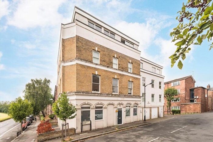 1 Bedroom Flat For Sale In Malpas Road, Brockley, SE4