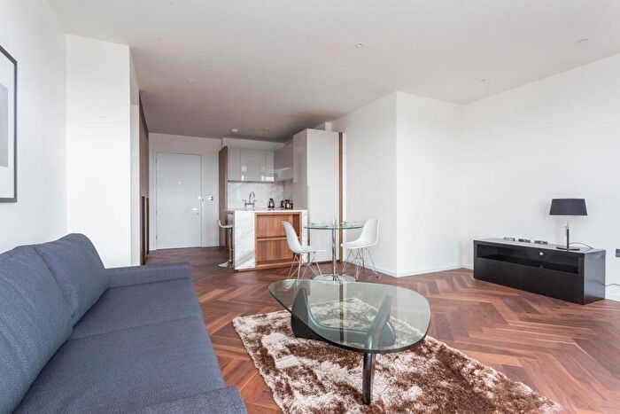 1 Bedroom Apartment To Rent In Ambassador Building, New Union Square, SW11