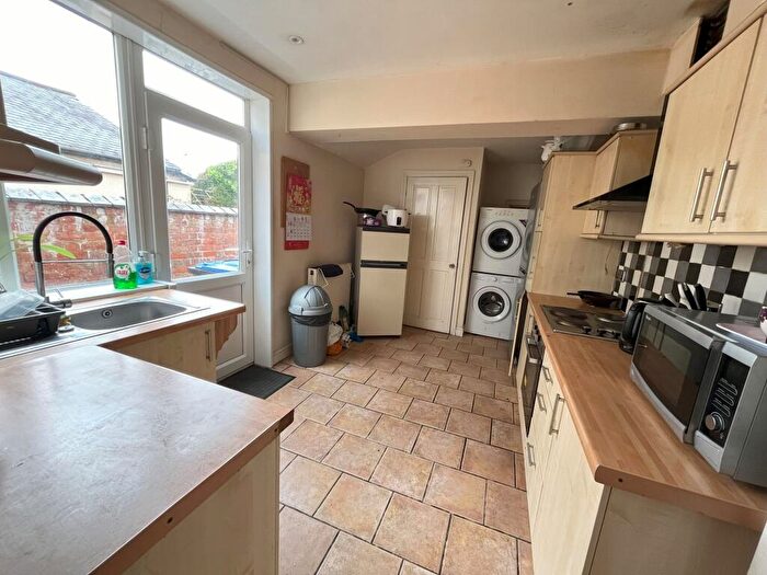 1 Bedroom Terraced House To Rent In Bath Street, Rugby, CV21