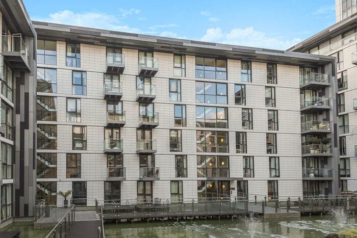 1 Bedroom Flat To Rent In Times Square, London, E1