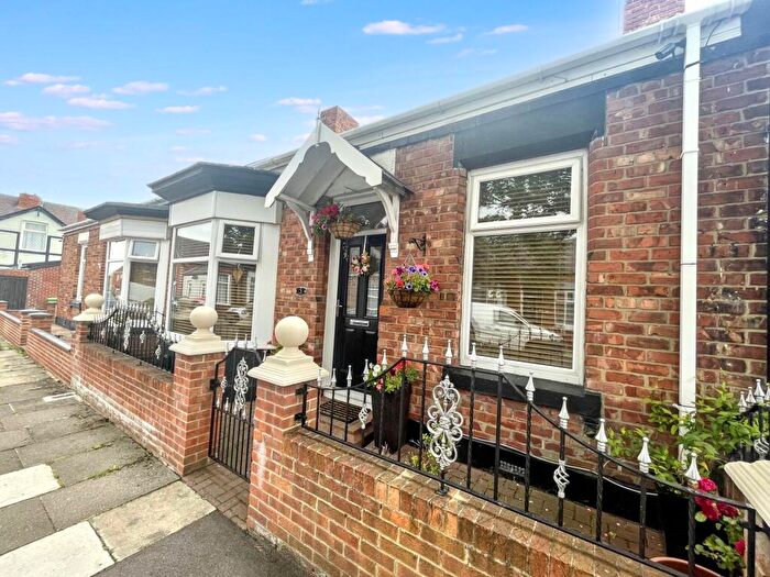 2 Bedroom Cottage For Sale In Brookland Road, Sunderland, Tyne And Wear, SR4