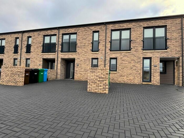 3 Bedroom Terraced House To Rent In D Aberdour Road, Dunfermline, KY11