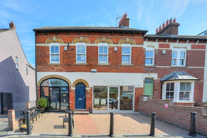 Apartment To Rent In London Road, St Albans, Hertfordshire, AL1
