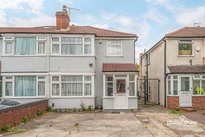 4 Bedroom Semi-Detached House For Sale In Morley Crescent West, Stanmore, HA7
