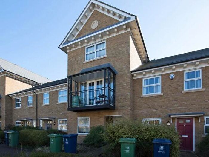 5 Bedroom Town House To Rent In Reliance Way, Hmo Ready Sharers, OX4